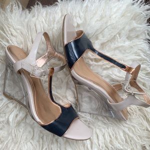 CALVIN KLEIN unique clear wedge sandals 6.5